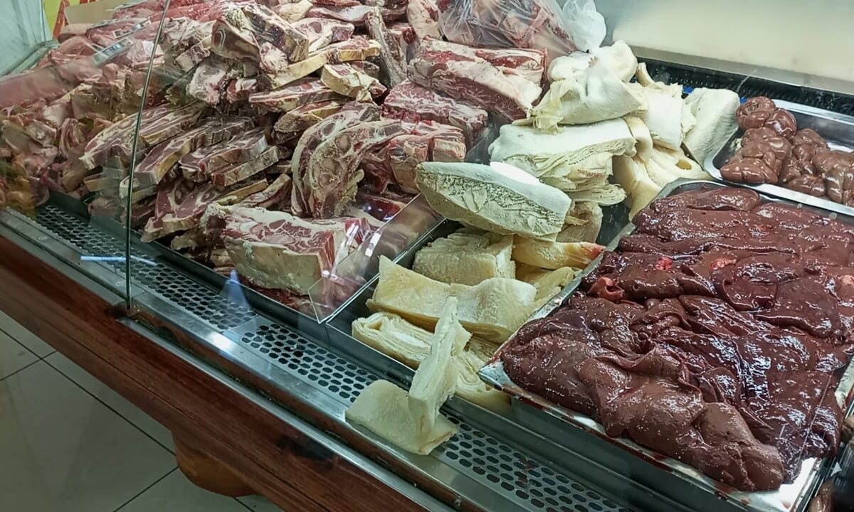 SALUD DECOMISÓ 297 KILOS DE CARNES SIN ROTULACION