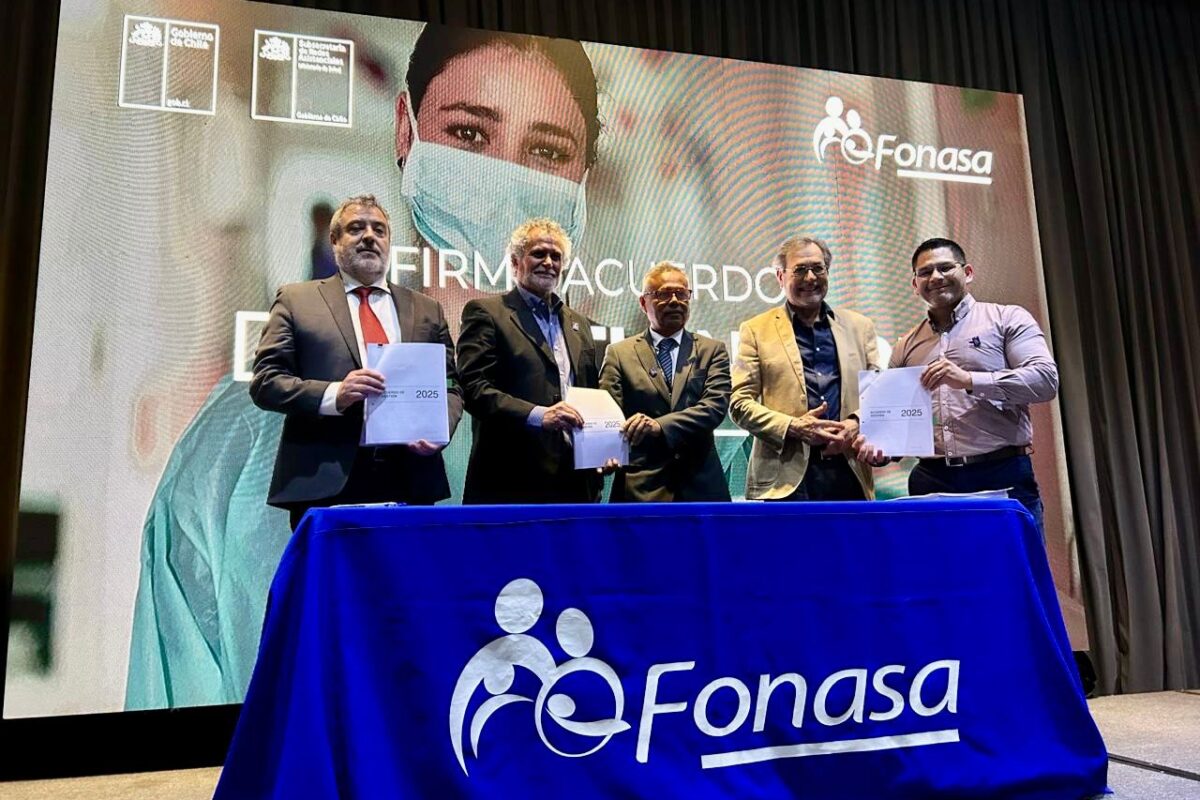 RECONOCEN AL HRA POR AVANCES EN GESTIÓN PRESUPUESTARIA Y MANEJO DE CAMAS CLÍNICAS