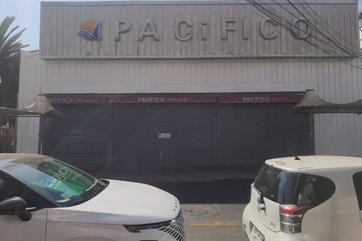 Clausuran Local “Pacífico” por grave infestación de fecas de roedores en pleno centro de Antofagasta