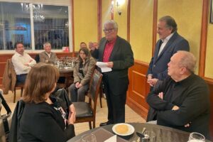 RECONOCIMIENTO A DOMINGO GÓMEZ Y HOMENAJE A SALVADOR REYES EN JORNADA DEL CÍRCULO CULTURAL ANTOFAGASTA