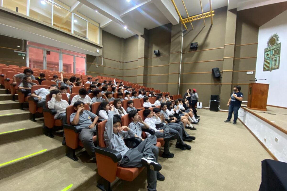 UA Y COLEGIO SAN LUIS SE UNEN PARA PROMOVER EL CUIDADO DEL AGUA EN ESTUDIANTES DE EDUCACIÓN BÁSICA