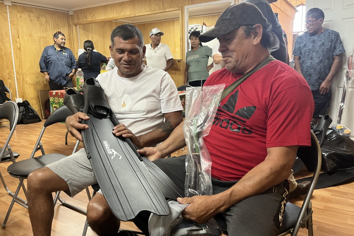 PESCADORES ARTESANALES DE TOCOPILLA RECIBEN CAPACITACIÓN E IMPLEMENTOS DE SEGURIDAD