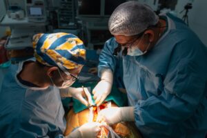 HRA ADQUIERE EQUIPOS POR MÁS DE 400 MILLONES PARA CIRUGÍAS AL CORAZÓN