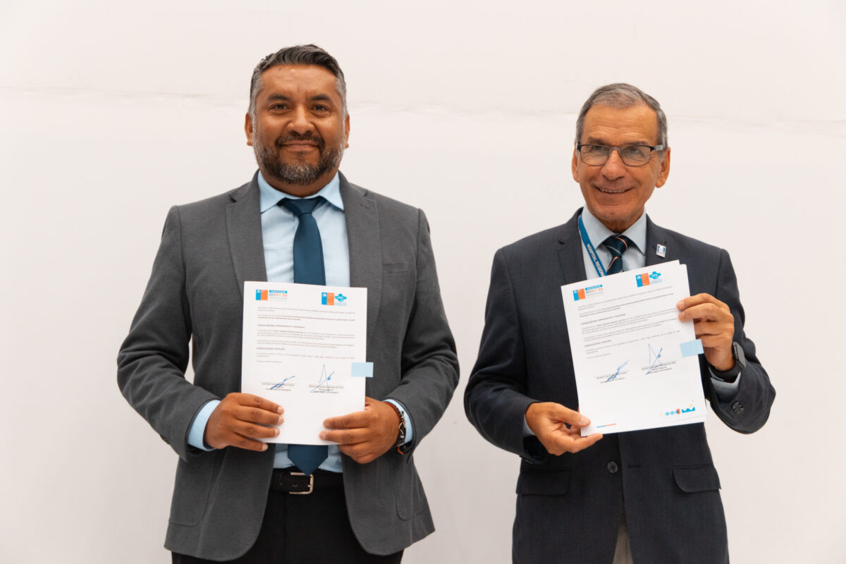 HOSPITAL REGIONAL DE ANTOFAGASTA FIRMA CONVENIO CON SENDA PARA PREVENIR CONSUMO DE SUSTANCIAS EN FUNCIONARIOS
